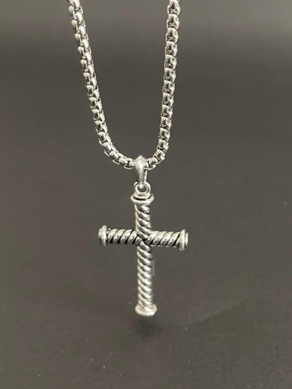 DAVID YURMAN MEN'S CABLE CROSS PENDANT NECKLACE IN STERLING SILVER